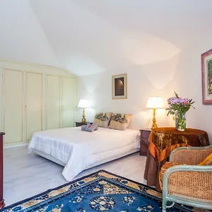  Bed & Breakfast Tony